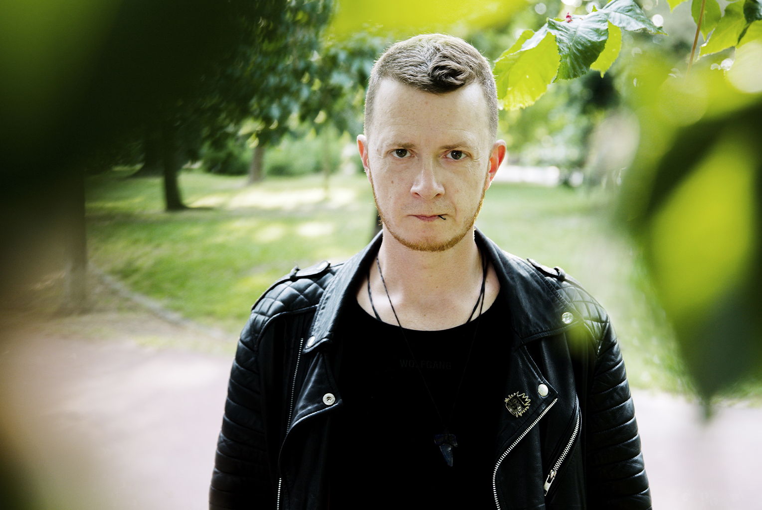 Vymakaná sólovka Jakuba Königa je na alternativní scéně událostí sezóny