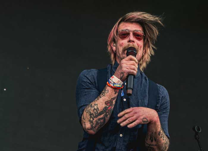 Nadržený zářící diamant