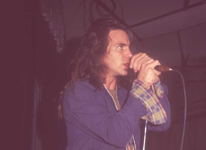 Smrt. První zkouška. A na pódium