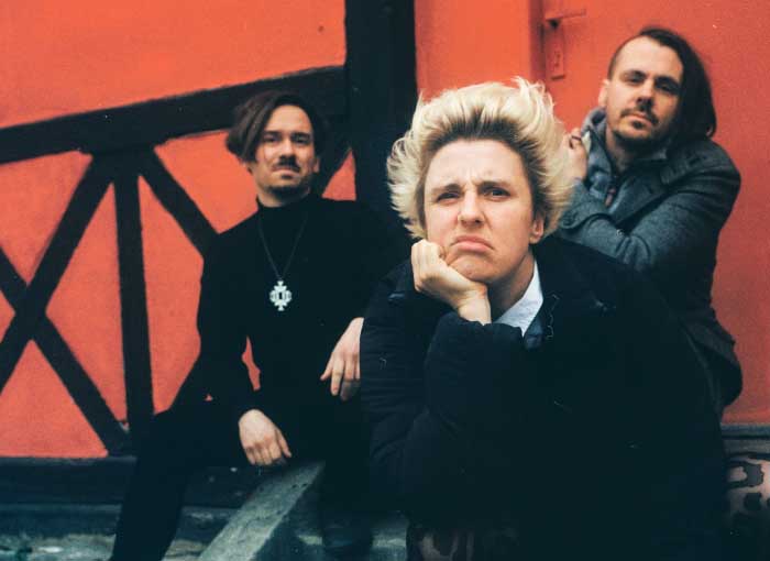 Z toho všeho mi zřejmě mrdlo