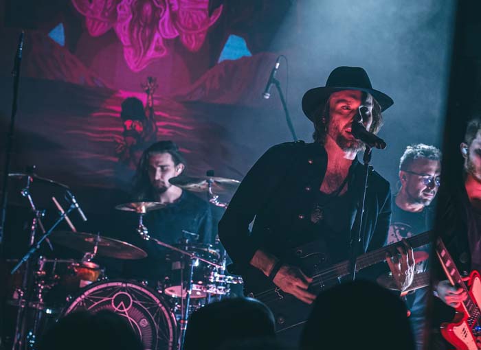 Mezi křehkostí a tvrdostí. Pan Lynx je nejsilnější v emocích