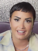 Náhledový obrázek k článku Demi Lovato oznamuje, že je nebinární