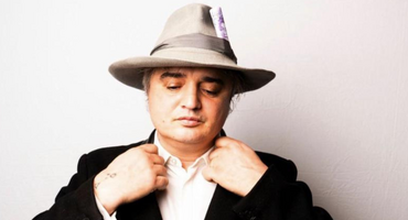 Náhledový obrázek k článku Už žádný heroin. Průšvihář Peter Doherty přijíždí do Prahy jako jiný člověk