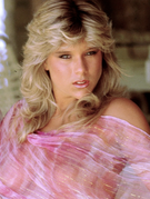 Náhledový obrázek k článku Kráska a zvíře. Samantha Fox pobláznila osmdesátky, její přednosti ocenil i Lemmy