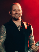 Náhledový obrázek k článku NAŽIVO: Hejkání a paroháče. Volbeat ví, jak má vypadat rock'n'rollová slast