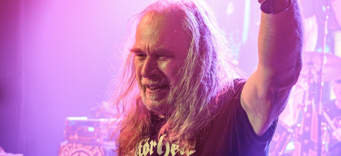 Obrázek k článku NAŽIVO: Visací zámek prosvištěl historií. Známka punku je jejich šlehačkou na dortu