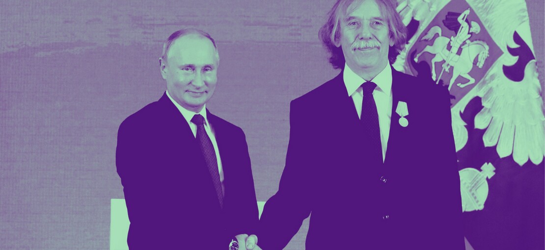 Obrázek k článku GLOSA: Dno v nedohlednu. Nohavica v nové „humorné“ písni brání Putina