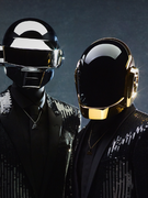 Náhledový obrázek k článku GLOSA: Daft Punk oslavují rozpad. Ze záhrobí promluvili k lidstvu