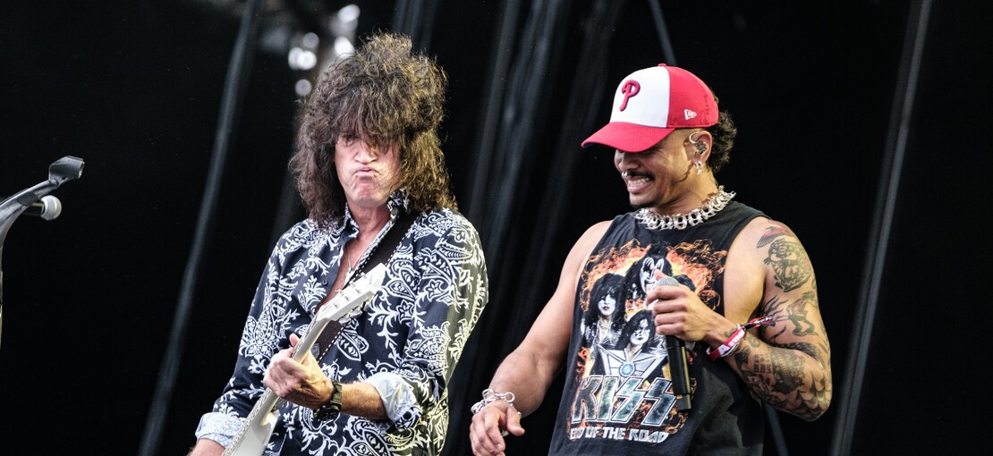Obrázek k článku Ben Cristovao s kytaristou Kiss přepnul na rokenrol. Na Rock for People jeli bomby