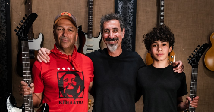 Náhledový obrázek k článku GLOSA: Serj Tankian s Morellem burcují proti bezpráví. I junior válí