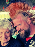 Náhledový obrázek k článku Jiří Pavlica: Rock for People byl zážitek. Jakou má ten moshpit symboliku?