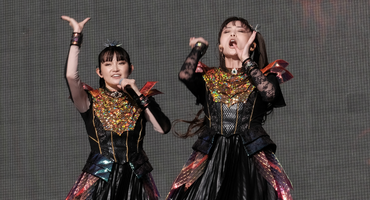 Náhledový obrázek k článku Roztomilý japonský bizár. Babymetal rozpumpovaly Rock for People i na playback