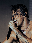Náhledový obrázek k článku GLOSA: Yungblud ukázal Česku jazyk, srdce i slzy. Bludfest je životní zážitek