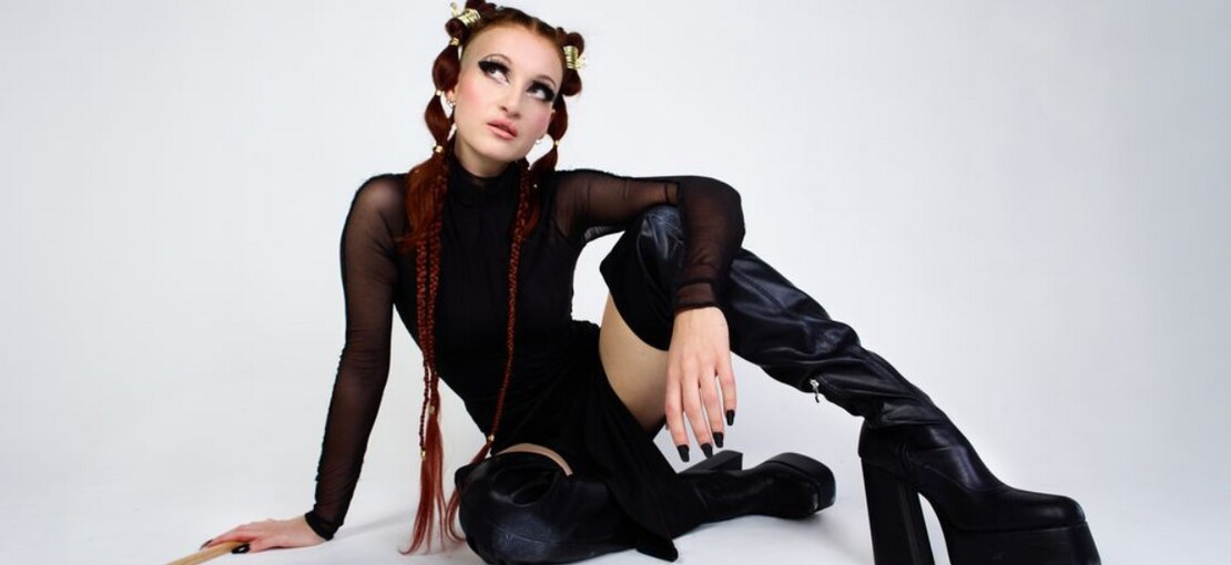 Obrázek k článku „Po návštěvě šamanů se začaly dít věci.“ Klara Black jde do extrémů