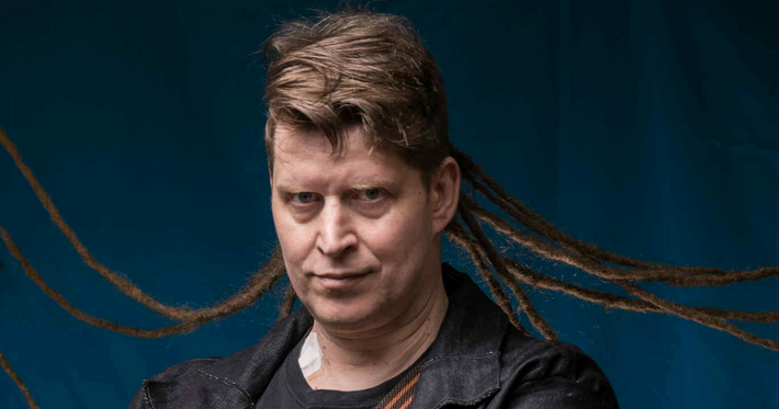 Náhledový obrázek k článku GLOSA: Rakovině navzdory. Dr. Kary bojuje rozdáváním radosti na všechny strany