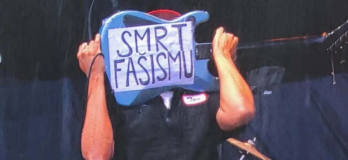 Obrázek k článku GLOSA: Tom Morello zve na smrtící rande. Oslavuje hrdinky protinacistického odboje