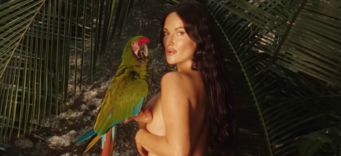 Obrázek k článku Country hvězda zamířila za kovboji do Mexika. Kacey Musgraves se zalila medem