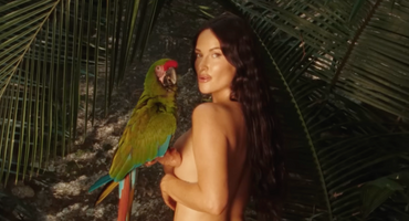 Náhledový obrázek k článku Country hvězda zamířila za kovboji do Mexika. Kacey Musgraves se zalila medem
