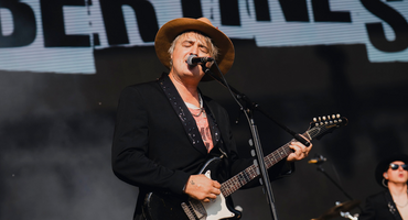 Náhledový obrázek k článku GLOSA: Choďte na kytarovky. The Libertines na Colours přemohli divoženku i lovkyni démonů