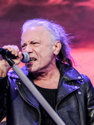 Náhledový obrázek k článku Zpěvák Iron Maiden dokončuje nové album a chystá jedinečný koncert
