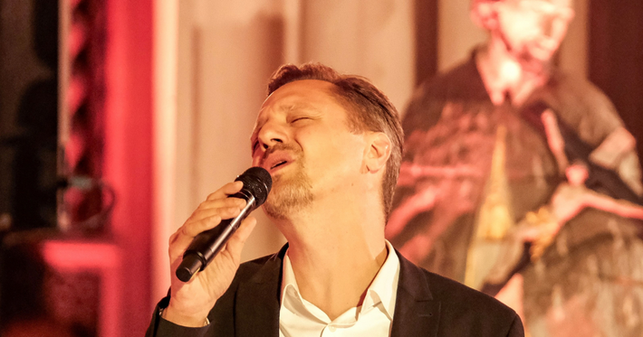 Náhledový obrázek k článku NAŽIVO: Takhle zněl svatováclavský chorál poprvé. B-Side Band nabídl strhující variace