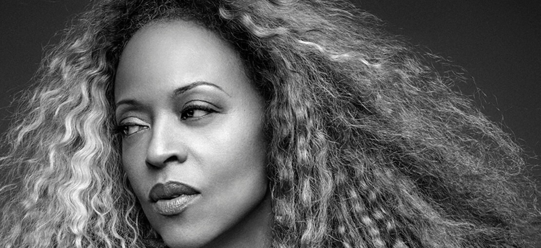 Obrázek k článku Zemřela jazzová zpěvačka Cassandra Wilson (70). Nositelku Grammy si zamilovala i Praha