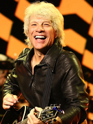 Náhledový obrázek k článku NAŽIVO: Jon Bon Jovi vyhrává svůj nejtěžší boj. Wembley zažilo triumfální návrat