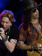 Náhledový obrázek k článku Axl a Slash neustále ve při. Příběh opožděného alba Guns N‘ Roses