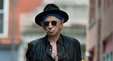 Náhledový obrázek k článku Keith Richards válí. Krátce po albu Rolling Stones vydal dojemnou sólovou skladbu