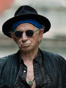 Náhledový obrázek k článku Keith Richards válí dál. Krátce po albu Rolling Stones vydal sólovou skladbu