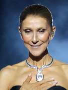 Náhledový obrázek k článku Dojemný návrat na pódium. Céline Dion v Paříži plakala radostí i tančila