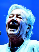 Náhledový obrázek k článku NAŽIVO: Deep Purple v Praze vypili elixír mládí. Kočka lezla dírou a kouř byl nad Vltavou