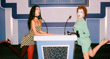 Náhledový obrázek k článku GLOSA: Randění podle Olivie Rodrigo a Chappell Roan. Společný duet proměnily ve zlato