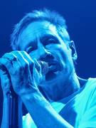 Náhledový obrázek k článku NAŽIVO: David Duchovny v Praze záhadně ztratil tón. Koncert hvězdy byl spíš případ pro Akta X