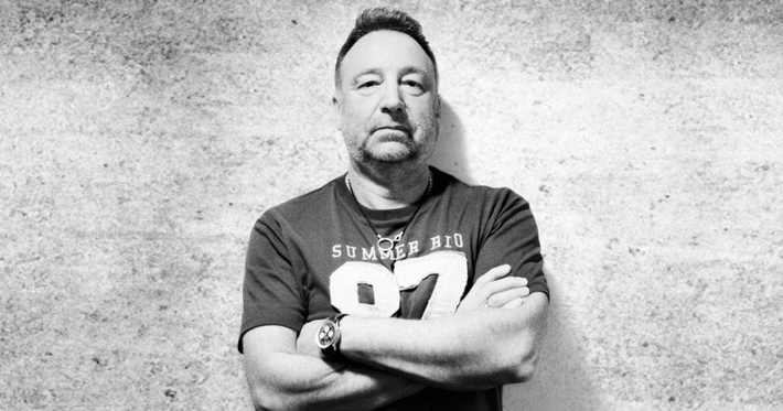Náhledový obrázek k článku Legendární hity Joy Division a New Order přiveze do Česka Peter Hook