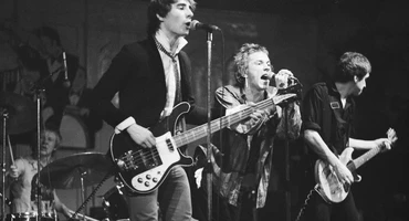 Náhledový obrázek k článku VLČKOVIZE: Shnilé zuby pořád koušou. Punk slaví 50 let bez budoucnosti