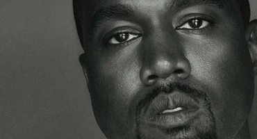 Náhledový obrázek k článku Chválil Hitlera a v Británii mu zakázali vstup do země. Teď Kanye West plánuje koncert v Chuchli