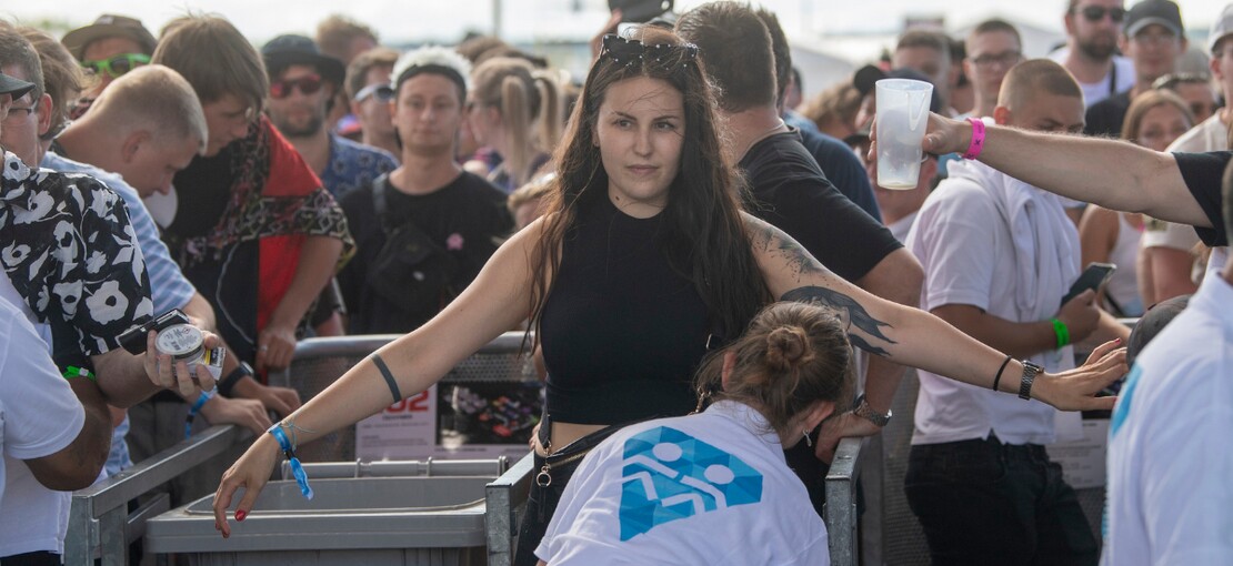 Obrázek k článku VLČKOVIZE: Žně před branami. Festivaly pohledem hodného muže bez domova