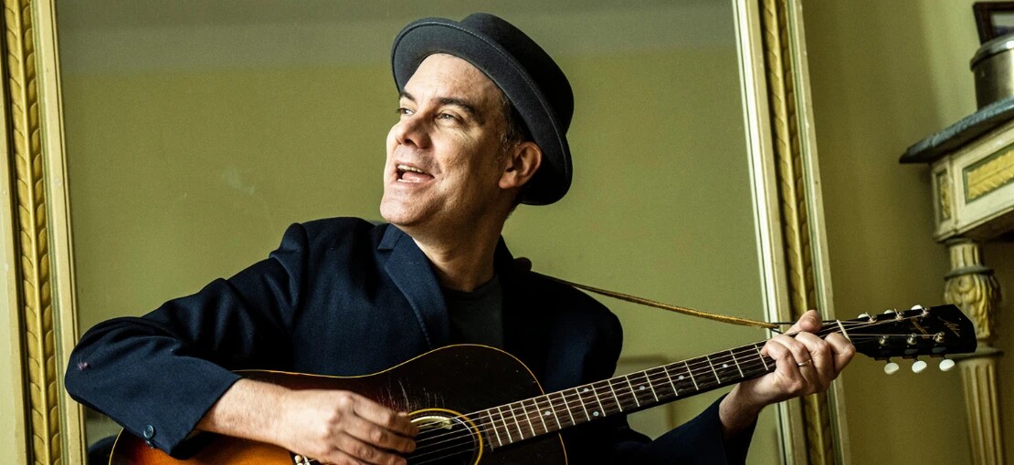 Obrázek k článku NAŽIVO: Prodaný vinyl vydělá víc než půl milionu na Spotify. Svět potřebuje Jamese Harriese