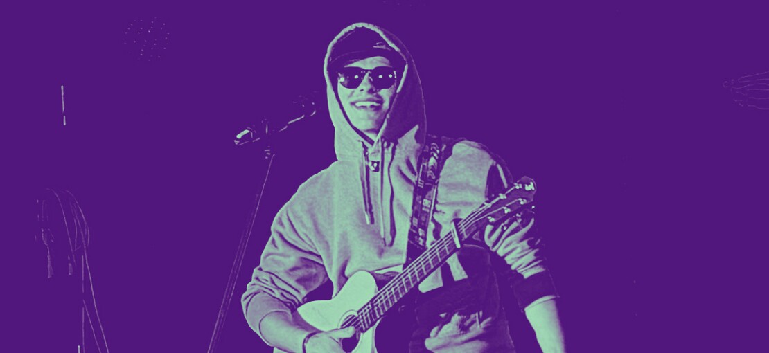 Obrázek k článku NAŽIVO: Slavíček to vzal hlavou o reflektor. Vyprodaný klub dupal, tleskal i mlaskal