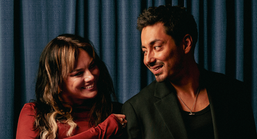 Náhledový obrázek k článku GLOSA: Mezi Ewou Farnou a Miraiem to jiskří. Překvapili zamilovaným duetem