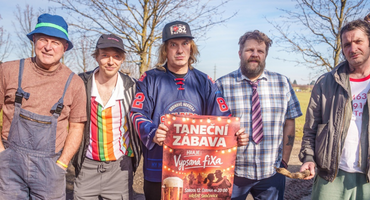 Náhledový obrázek k článku PREMIÉRA: Vypsaná fixa odhalila název desky. Z Jiřího Hrdiny je v klipu jezeďák