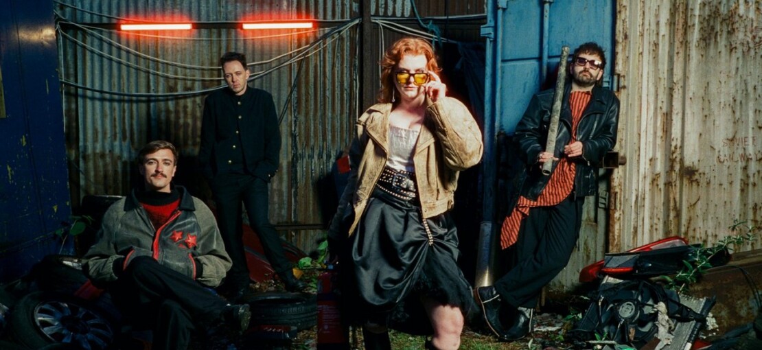 Obrázek k článku RECENZE: Zuřivost nových Sprints potvrzuje, že patří k nejlepším irským kapelám