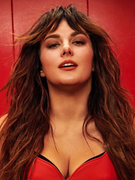 Náhledový obrázek k článku Dua Lipa prozradila detaily spolupráce s Farnou. Ewa podruhé vyprodala Eden