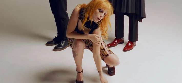 Náhledový obrázek k článku Paramore u ledu, Hayley Williams jede dál. Přichází kapela Power Snatch
