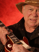 Náhledový obrázek k článku William Shatner točí v 94 letech metal. Kapitán Kirk prozkoumá Black Sabbath