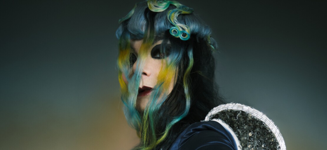 Obrázek k článku Milostné vyznání Zemi? Björk do Prahy přiveze velkolepě podivuhodnou show