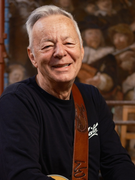 Náhledový obrázek k článku Mistr akustické kytary Tommy Emmanuel zahraje na Pražském hradě