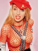 Náhledový obrázek k článku Pozor, za chvíli bude plnoletá! Jana Kratochvílová slaví pozemské narozeniny