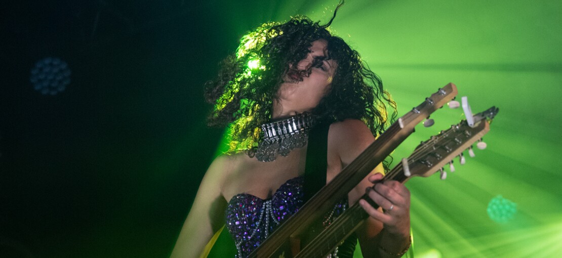 Obrázek k článku NAŽIVO: Fascinující objevy i vášnivé proslovy. Muzikanti z báječného Babelu zamíří i k nám